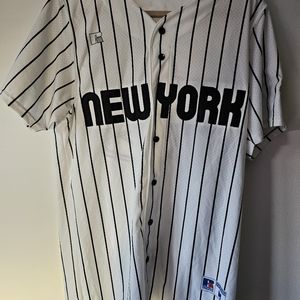 White New York Subliners medium Pinstripe Baseball Jersey, pre-owned by Revan
